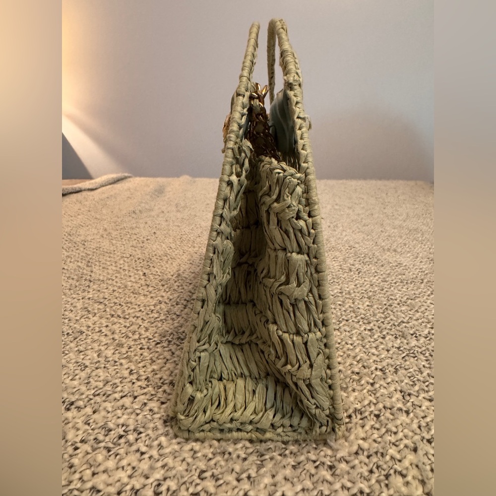 House of Harlow 1960 Authentic Green Woven Crossbody Bag with Gold Chain - Picture 5 of 16